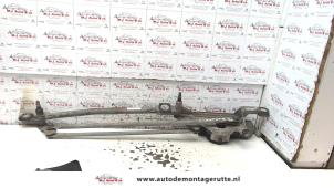 O118545 Gebruikte ruitenwismotor+mechaniek Opel Corsa