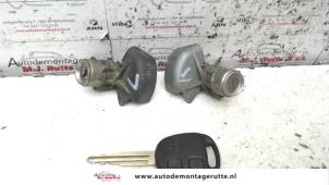 O81905 Gebruikte portierslot cilinder rechts Hyundai Terracan