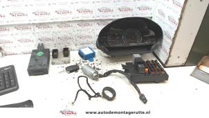 O113707 Gebruikte kontaktslot + computer Alfa Romeo 166