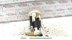 O120970 Gebruikte brandstofpomp elektrisch Mitsubishi Lancer