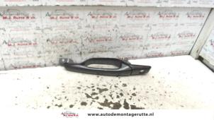 O81184 Gebruikte deurgreep 4deurs rechts-voor Mitsubishi Lancer