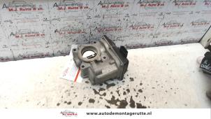 O123260 Gebruikte gasklephuis Renault Clio
