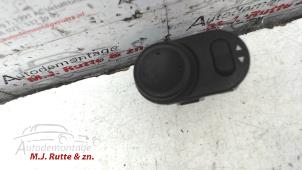 O106144 Gebruikte schakelaar spiegel Suzuki Wagon R+