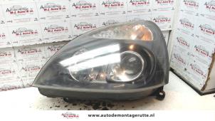 O72774 Gebruikte linker koplamp Renault Clio