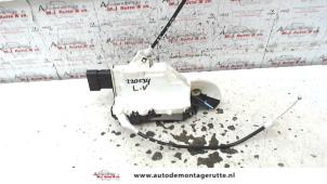 O82475 Gebruikte deurslot mechaniek 2deurs links Citroen Berlingo