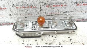 O96179 Gebruikte fitting achterlicht links Renault Clio