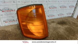 O76238 Gebruikte knipperlicht rechts Mercedes 190E/D