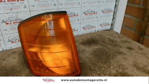 O76239 Gebruikte knipperlicht rechts Mercedes 190E/D
