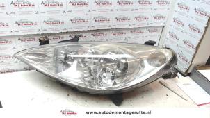 O72659 Gebruikte linker koplamp Peugeot 307