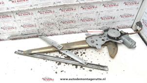 O79484 Gebruikte ruitmechaniek 4deurs rechts-voor Daihatsu Cuore