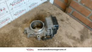 O123153 Gebruikte gasklephuis Peugeot 307