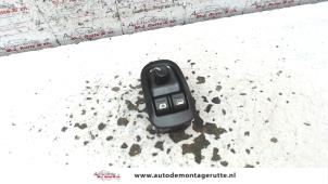 O109260 Gebruikte combischakelaar ramen Peugeot Expert