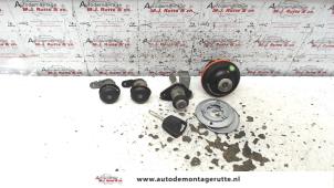O82001 Gebruikte slotenset cilinder (compleet) Ford KA