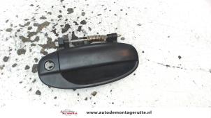 O80681 Gebruikte deurgreep 2deurs rechts Chevrolet Kalos