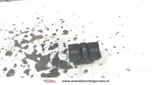 O108642 Gebruikte schakelblok ruiten Volkswagen Polo