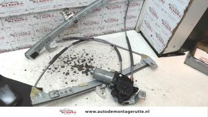 O77708 Gebruikte ruitmechaniek 2deurs links-voor Citroen Xsara