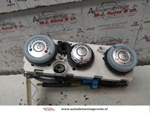 O134080 Gebruikte kachel bedieningspaneel Mitsubishi Colt