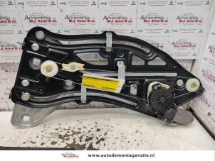 O134313 Gebruikte ruitmechaniek 2deurs rechts-achter Peugeot 207