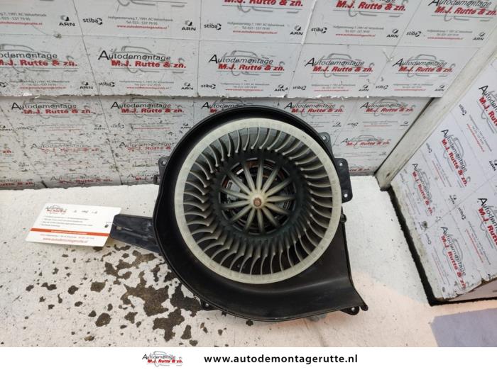 Gebruikte Kachel Ventilatiemotor Skoda Fabia O134439