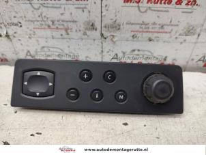 O134441 Gebruikte navigatie bedienings paneel Renault Grand Scenic