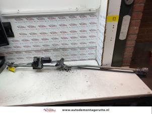 O134457 Gebruikte ruitenwismotor+mechaniek Peugeot 307