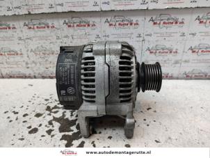O134516 Gebruikte alternator Volkswagen Golf
