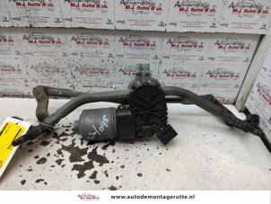 O134527 Gebruikte ruitenwismotor+mechaniek Peugeot 207