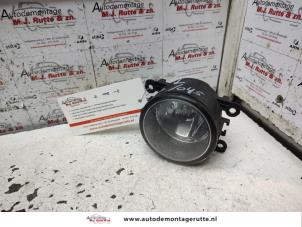 O134539 Gebruikte mistlamp links-voor Peugeot 207