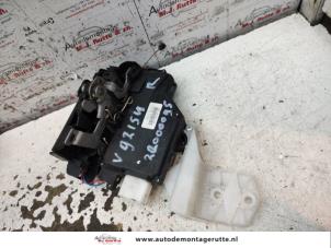 O134598 Gebruikte portierslot mechaniek 2deurs rechts Volkswagen Caddy