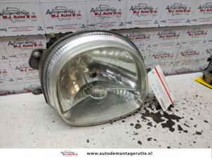 O134742 Gebruikte koplamp rechts Renault Twingo