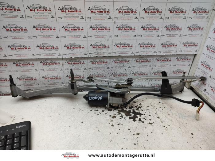 Gebruikte Ruitenwismotor+Mechaniek Mercedes CLK O134749