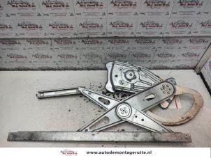 O134852 Gebruikte ruitmechaniek 4deurs rechts-voor Renault Megane