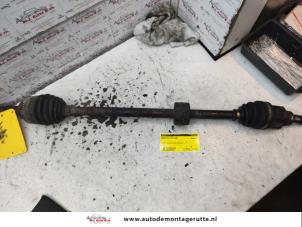 O134967 Gebruikte cardanas rechts-voor (vwa) Suzuki Alto