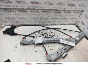 O135062 Gebruikte ruitmechaniek 2deurs links-voor Ford Fiesta
