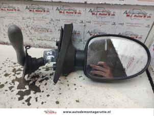 O135123 Gebruikte buitenspiegel links Renault Twingo
