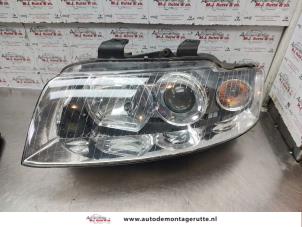 O135481 Gebruikte linker koplamp Audi A4