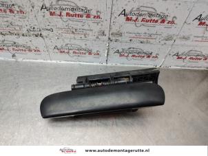 O135686 Gebruikte deurgreep 4deurs links-voor Citroen Picasso