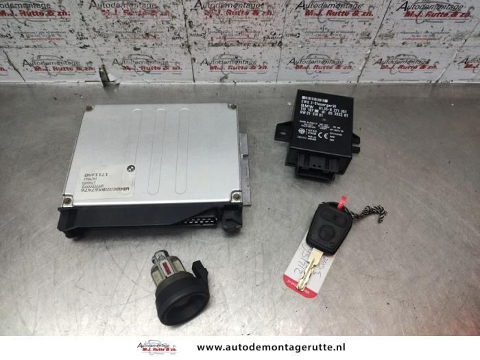 Gebruikte Contactslot + computer BMW 5-Serie O135750