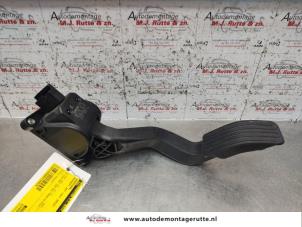 O135824 Gebruikte gaspedaal Peugeot 207