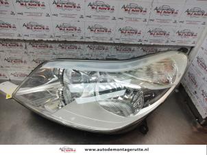 O135975 Gebruikte koplamp links Citroen C5