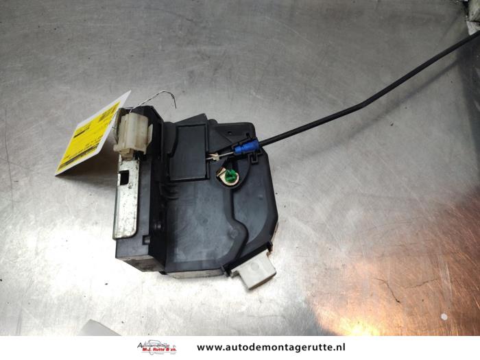 Gebruikte Deurslot Mechaniek 4Deurs rechts-voor Rover 75 O136090