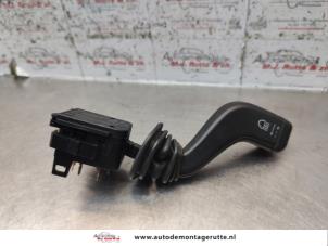 O136147 Gebruikte knipperlicht schakelaar Opel Zafira
