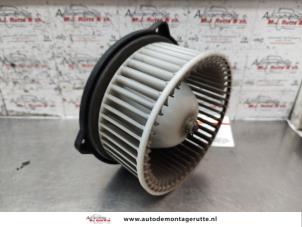 O136304 Gebruikte chaufage ventilatiemotor Mitsubishi Galant