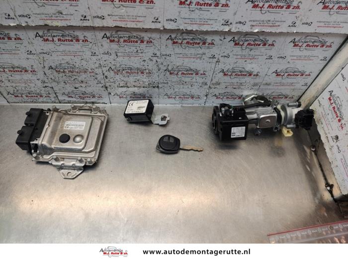 Gebruikte Kontaktslot + computer Suzuki Alto O136466