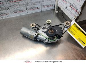 O136509 Gebruikte motor ruitenwisser achter Volkswagen Golf