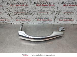 O136559 Gebruikte deurgreep 4deurs links-voor Rover 75