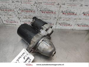 O136590 Gebruikte startmotor Mercedes CLK