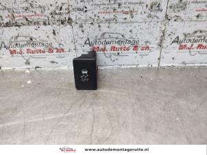 O136656 Gebruikte esp schakelaar Toyota IQ