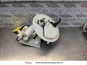 O136663 Gebruikte brandstofpomp elektrisch Toyota IQ