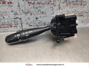 O136812 Gebruikte richtingaanwijzer schakelaar Toyota Yaris